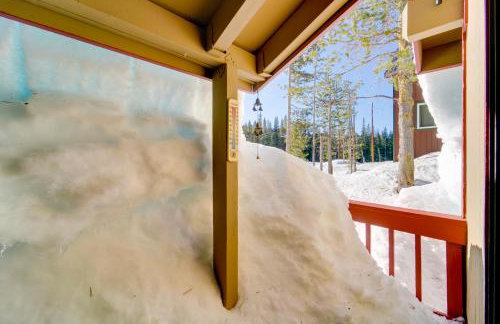 6 Mi to Sugar Bowl Resort Soda Springs Cabin! - Foto 26