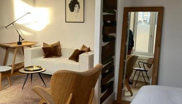 Appart POP 1 Centre ville calme avec parking public - Foto 2