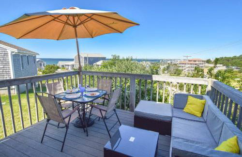 12218 - Beautiful Views of Cape Cod Bay Access to Private Beach Easy Access to P-Town - Foto 1