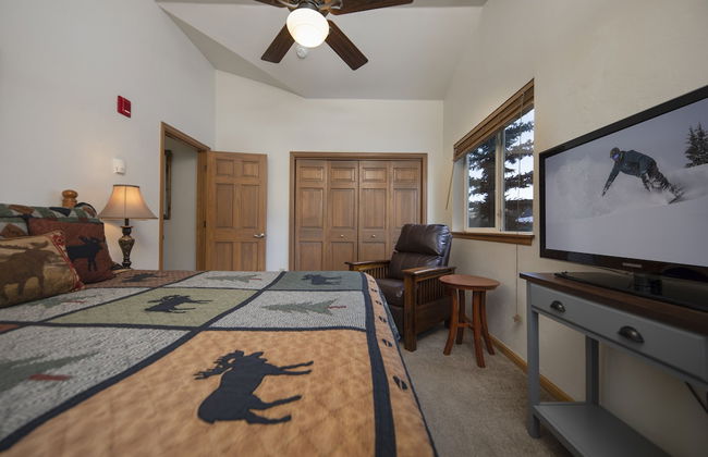 Streamside Lane Condos by CRMR - Foto 5