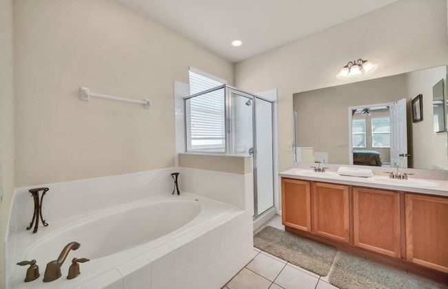 Private Pool & Spa Near Disney! 4 Bedroom Villa - Foto 24