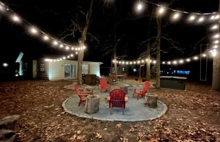 Owl Hoot Lake Retreat- Dock, beach & wooded haven! - Foto 19