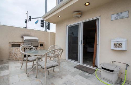 Newport Beach House 1 block from the beach FREE pickleball courts and 6 beach cruisers - Foto 50