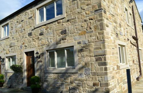 Roe Cottage - Photo 1