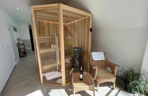 Wellness-Ferienhaus mit Dampfbad & Sauna am Nürburgring - Foto 14