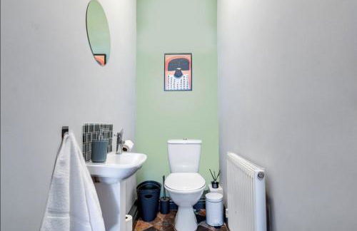 4 Bedroom Stylish House in Central Redditch - Foto 22