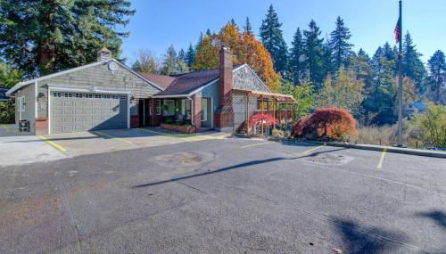 Tranquil Riverfront Retreat - Foto 2