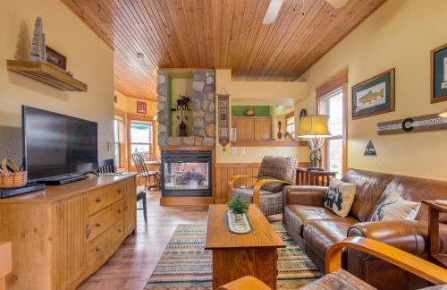 Riverfront Cabin, 4 Mi to Granby Ranch - Foto 7