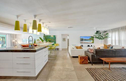 New! Waterfront Heated Pool, Fishing Pier, Designer Touches, 2mi to Beach - Photo 59