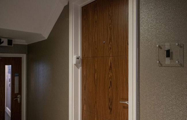 Chocolets - The Kitkat Suite - Photo 3