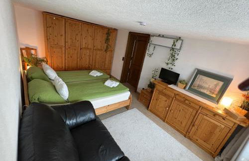 Haus mit Seeblick - Terrassen - großzügig auf 2 Ebenen - freistehend 1.000 qm - Foto 19