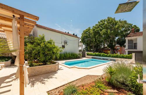 Apartment Varos with shared pool - Foto 54