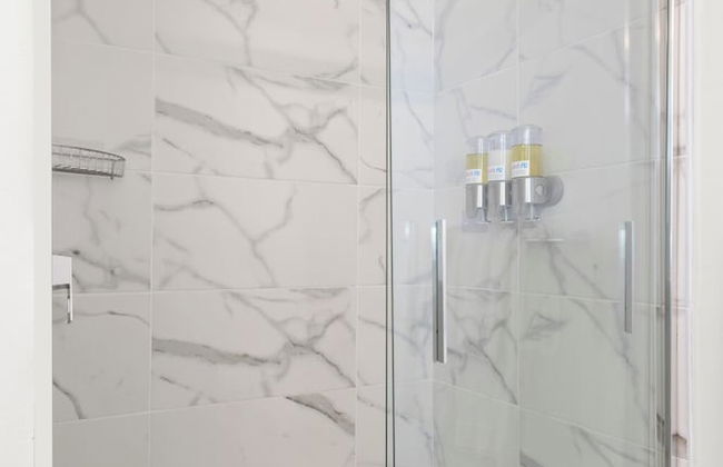 Exhibit A2 - Foto 49