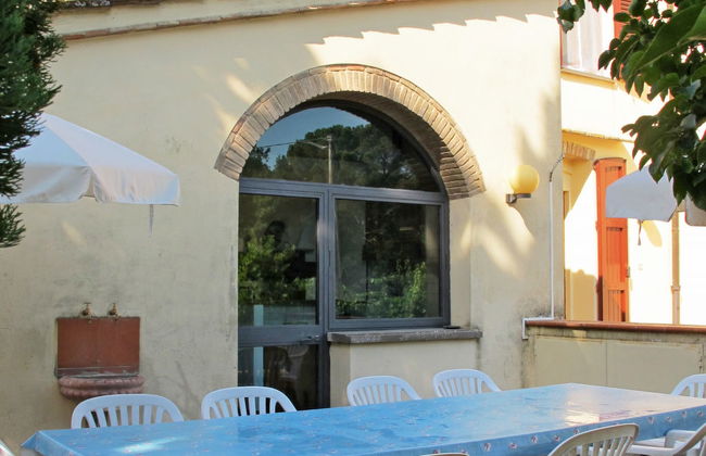 6 bedroom House in Scandicci with private pool and garden - Photo 6