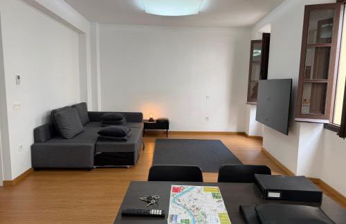 RT74 Calle Rodrigo de Triana con opción de parking - Foto 2