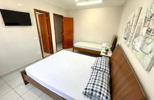 Casa Ampla - Ótima Localização - Foto 3