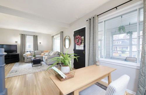 Walk to Highland Square, Sleeps 8 - Foto 12