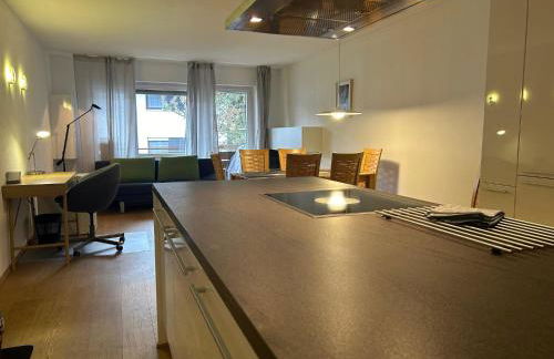 Gipfelblick mit Hallenbad und Sauna - Photo 1