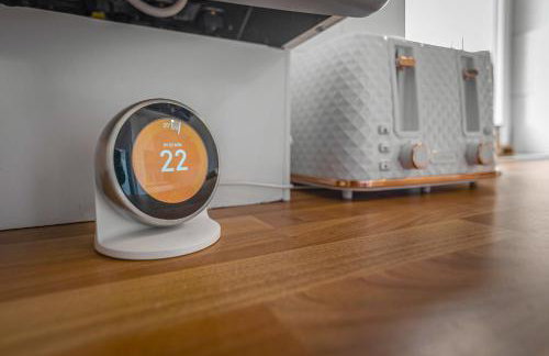 City and Airport - 2-Bed Contractor Base - Free Parking and Fast WiFi - Foto 27