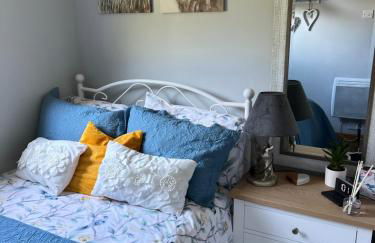 Kabin in the woods with Hot Tub - Foto 8