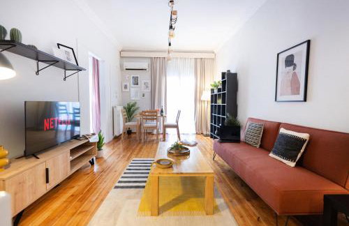 Central 3BR Apartment with Balcony - Foto 1