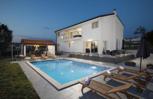 Villa Euphoria - Photo 1