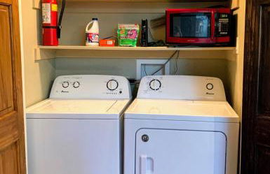 BEAUTIFUL Rustic Modern Remodel IDEAL Location!! - Foto 9