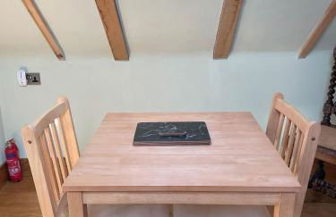 The stable near the business park tube Harry Potter airports - Foto 6