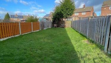 Stunning 3 bedrooms house with Garden and Free Parking - Foto 4, Garden, Garden view