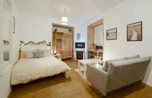 El gato de arriba - Foto 1