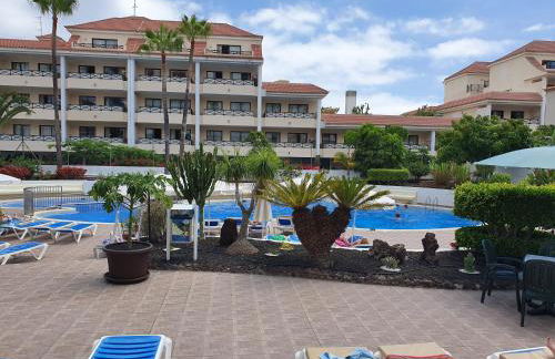 Spectacular Renovated Apartment, 5 min to Camison Beach, with AirCon - Photo 44