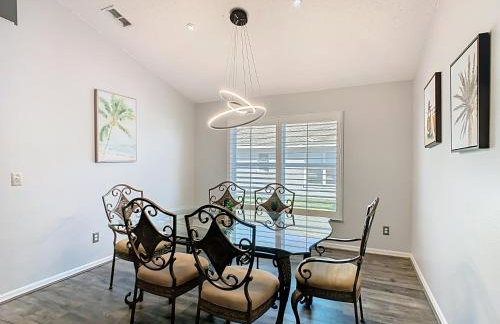 Pool home near Disney w themed rooms - Foto 15