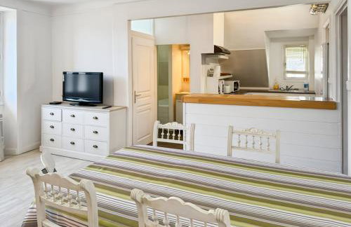 La maison Hortensias Vic-Sur-Cère - 6pers - Foto 16