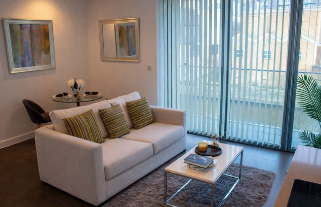 Deluxe 1 Bedroom Apartment in City Road - Photo 10