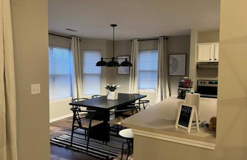 Luxurious Grand Park Family Home with Game Room and XBox - Foto 20