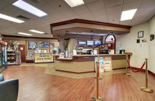 Newly Remodeled 4BD/4BA Townhouse-Regal Palms Resort Near Disney - Foto 39