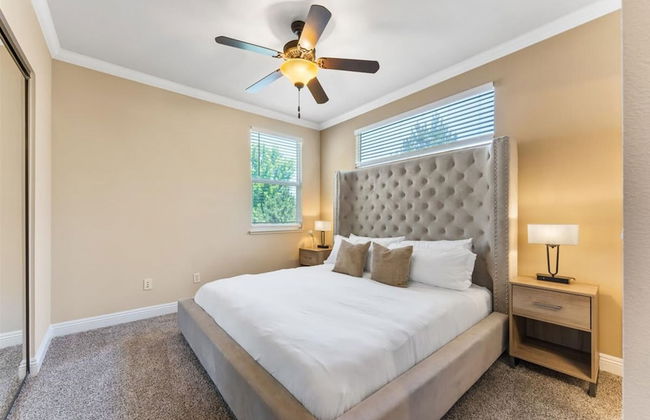 2BR Getaway Pool Gym Basketball Court Theater Access - Photo 4