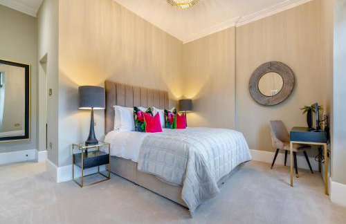 Old Bank House - Photo 11