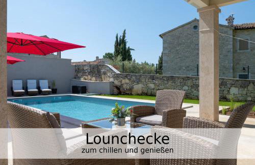 Villa Falco für Familien, bis 6 Personen, 3 Schlafzimmer mit Bad en Suite, Pool mit Loungebereich, Grillterrasse, schnellem Wlan, 2 Parkplätze, - Foto 20