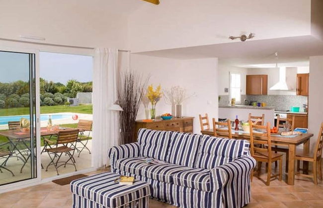 Spacious Villa With a Private Pool on a Golf Course in Loire - Foto 33