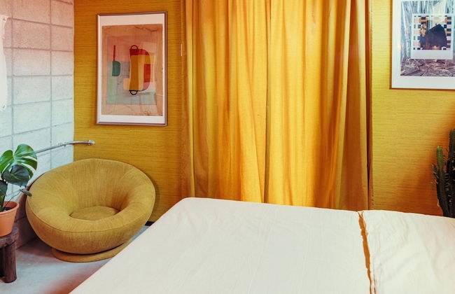 MOOD HAUS by DW - 70's Retro Stays - Photo 43