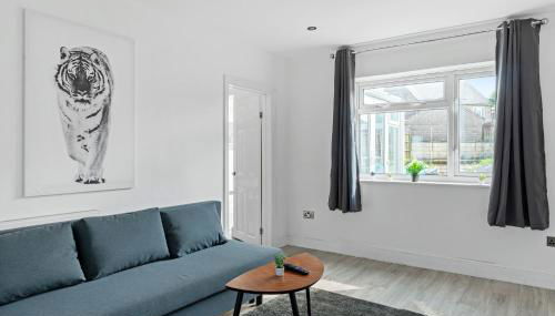 4 Bedrooms - 3 Bathrooms House - Foto 1