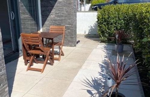 LIKONI 3 by BOURNECOAST - A Modern Apartment with SEA VIEWS, Patio and Parking - FM6193 - Foto 12