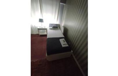 Large Contemporary Apartment with Three-Bedroom - Foto 19