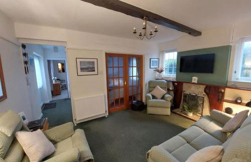 Private apartment, parking, sea and country views - Photo 3