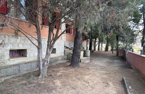 Casa para fiestas 16 personas, barbacoa y terraza - Photo 11