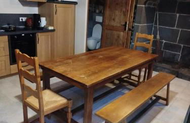 Maison charmante à Alleuze – 90 m² avec terrasse - Photo 5