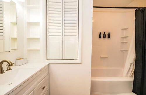 Charming Two-Master Queen Bedroom in Washington DC - Foto 17