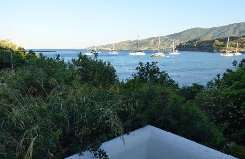 Villa Mimosa Poros Beachfront Apartment - Foto 19