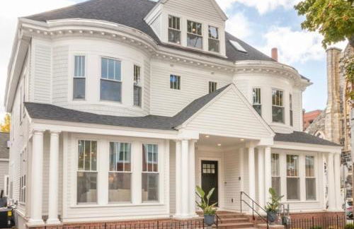 Boston Harvard Elegant Mansion Spa Bath & Entertainment Level - Foto 1